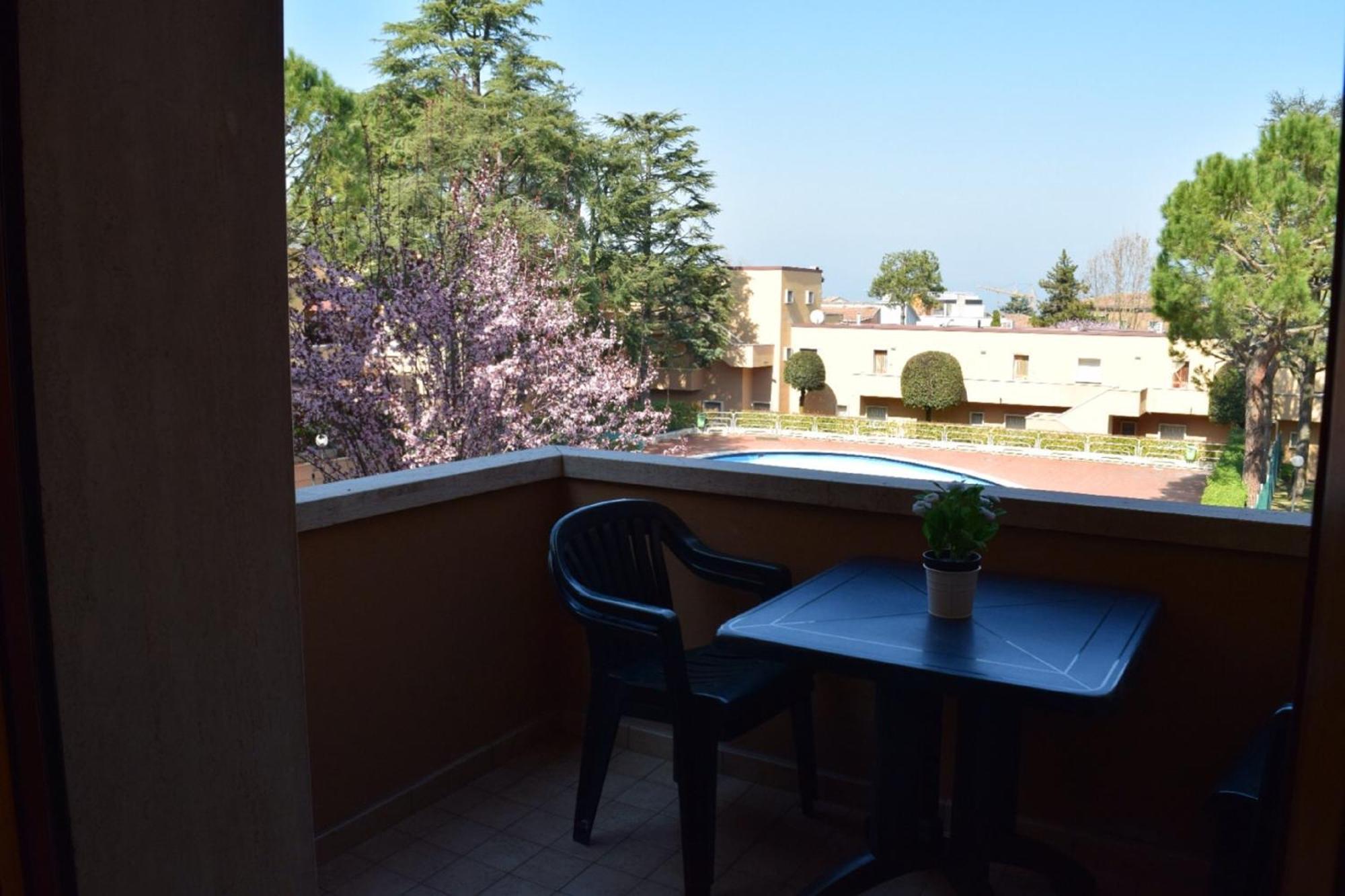 Appartamenti Massimiliano Peschiera del Garda Ngoại thất bức ảnh