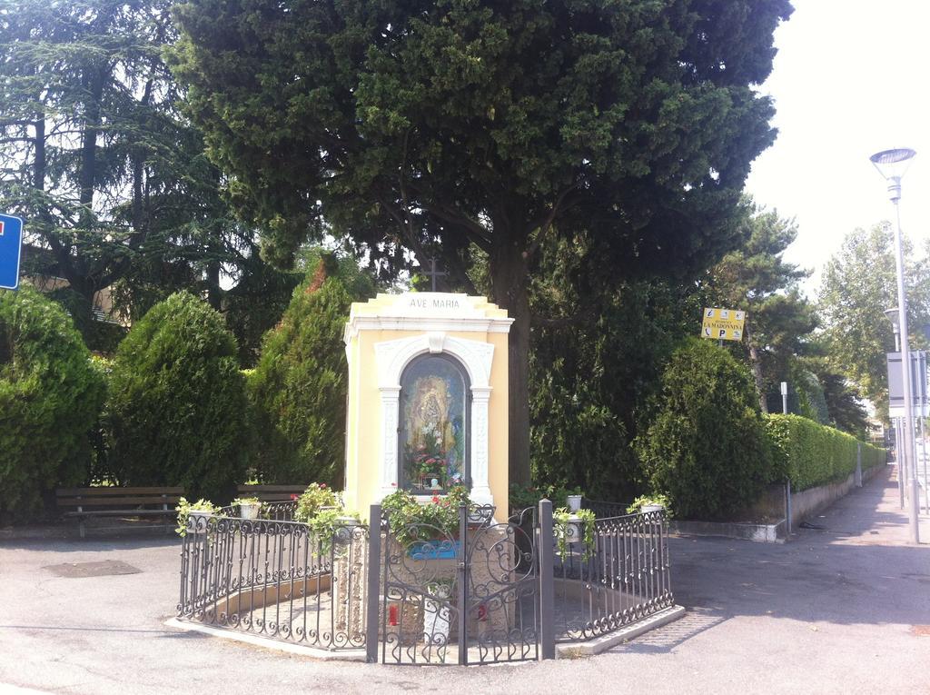 Appartamenti Massimiliano Peschiera del Garda Ngoại thất bức ảnh